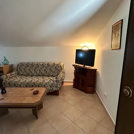 Pm 56 Via Grande Apartment *