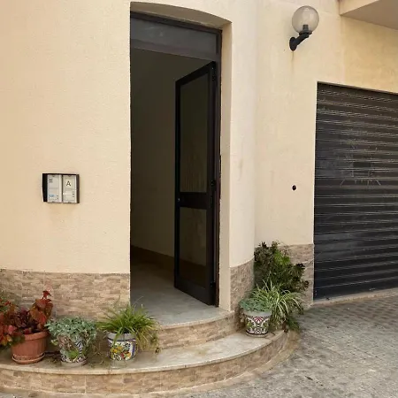 Pm 56 Via Grande Apartment