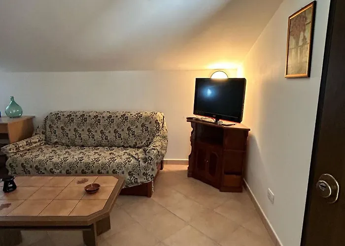 Pm 56 Via Grande Apartment *