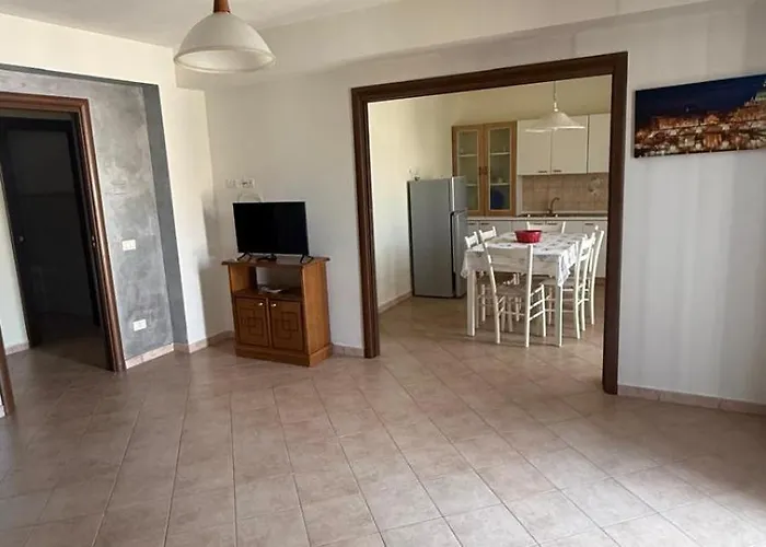Pm 56 Via Grande Apartment